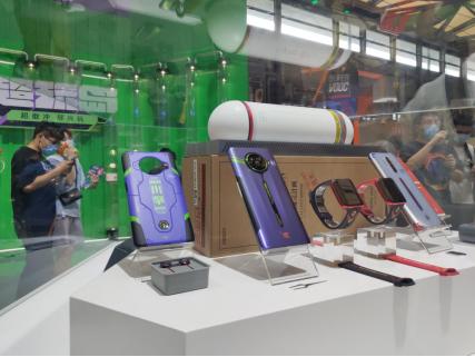 China Joy上OPPO惊喜不断，充电技术再攀新高