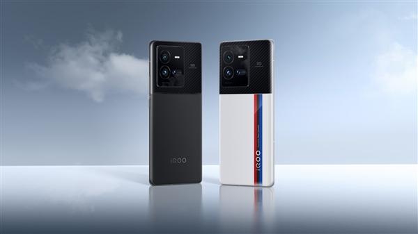 iQOO 10 Pro确认支持200W闪充 或最快12分钟充满